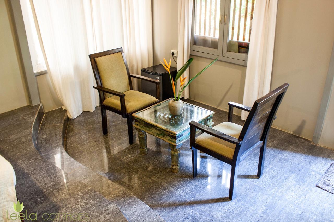 Leela Cottages Morjim Bagian luar foto