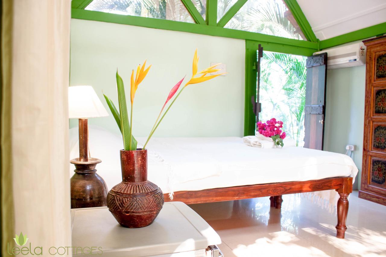 Leela Cottages Morjim Bagian luar foto