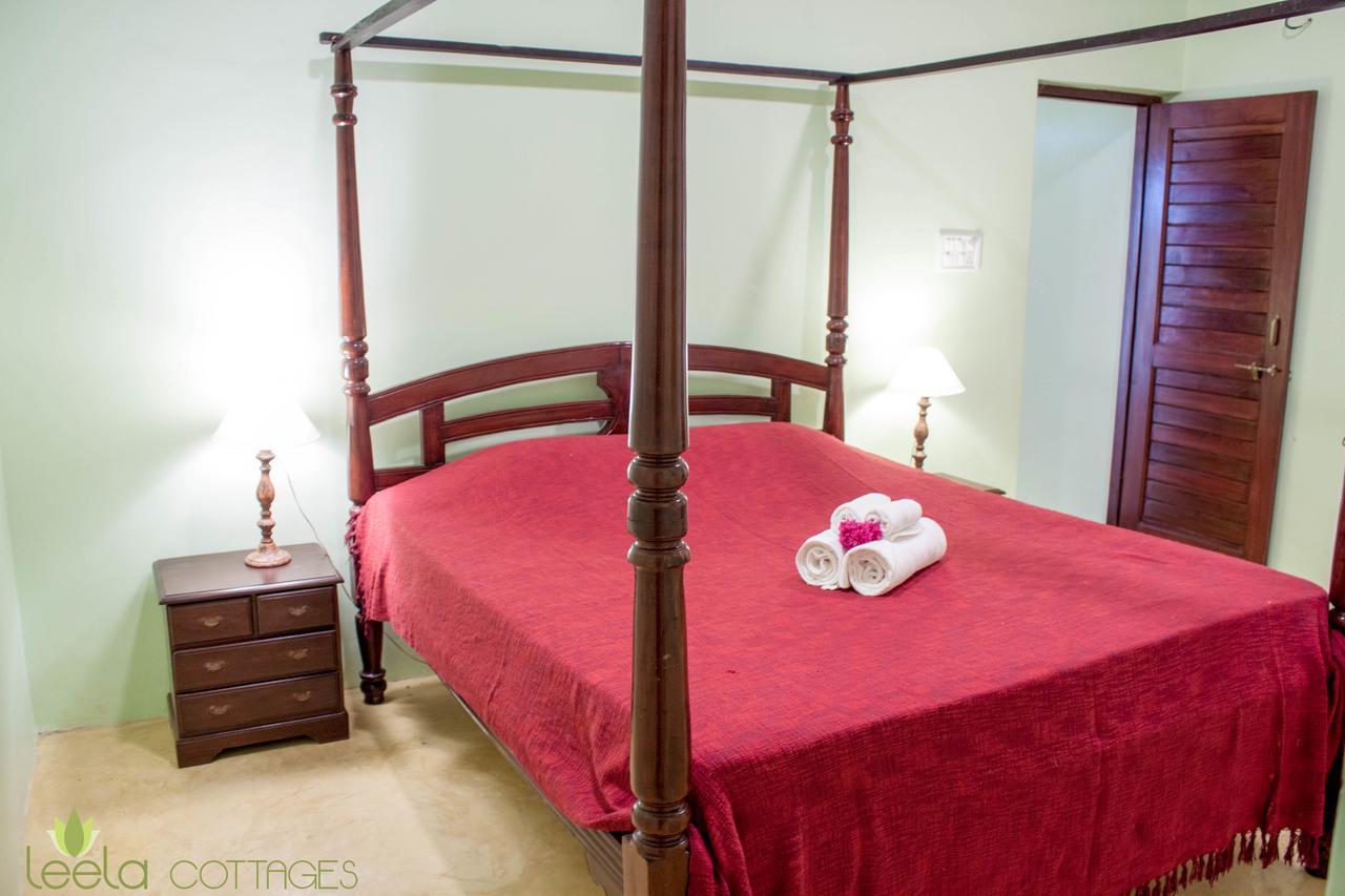 Leela Cottages Morjim Bagian luar foto