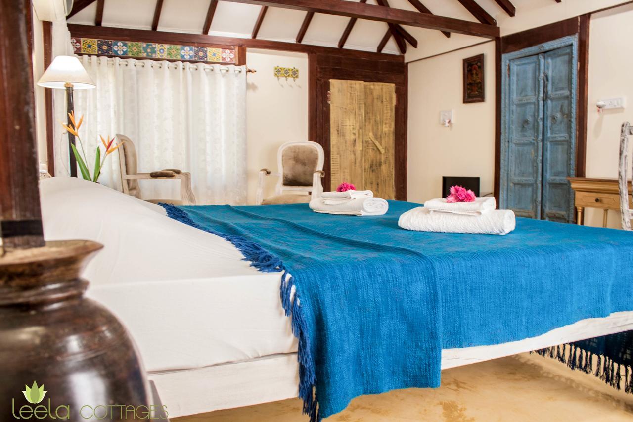 Leela Cottages Morjim Bagian luar foto